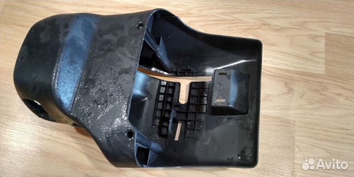 Продам кожух рулевой колонки на калину