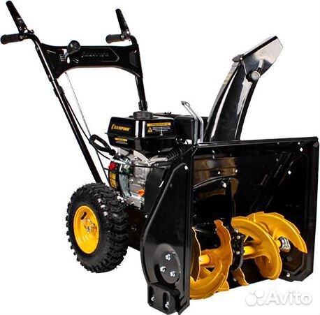 Снегоуборщик бензиновый champion ST 553