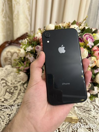 iPhone Xr, 64 ГБ