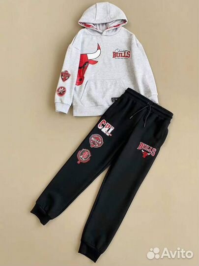 Спортивный костюм новый