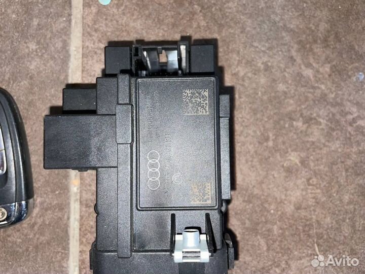 Выключатель зажигания и стартера