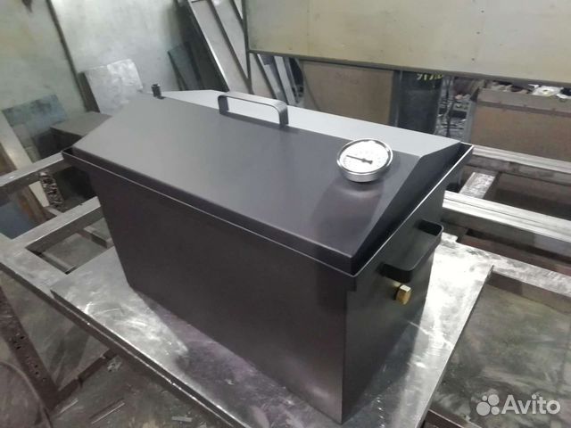 Коптильня горячего и холодного копчения