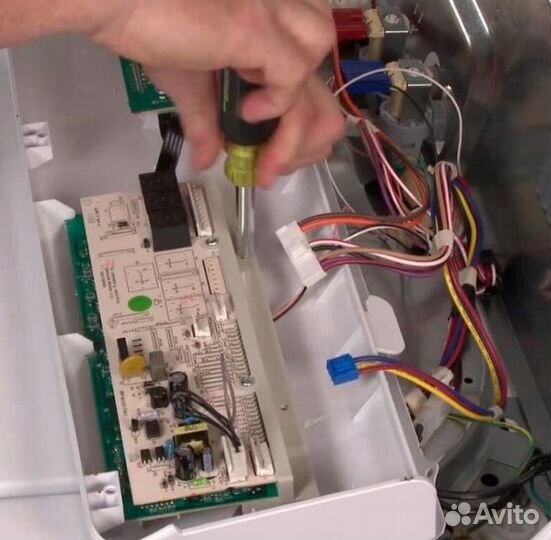 Ремонт стиральных машин/Ремонт холодильника Мастер