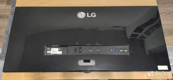 Монитор LG 34UM95-C нерабочий