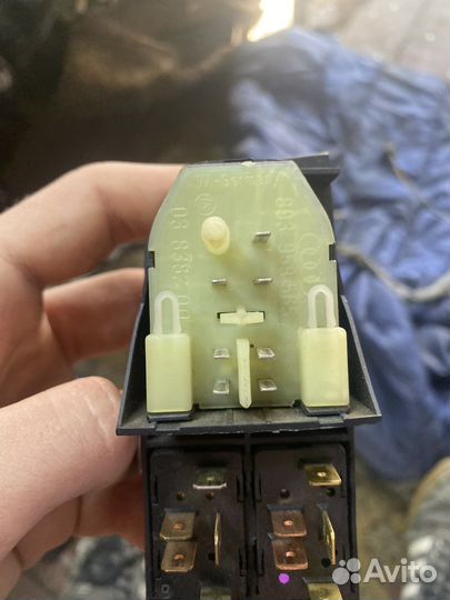 Блок управления стеклоподъемниками Audi b4 80