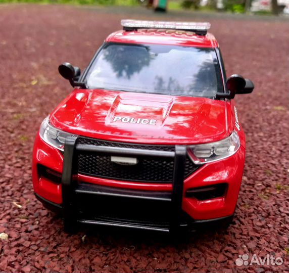 Ford police interceptor utility 1/24