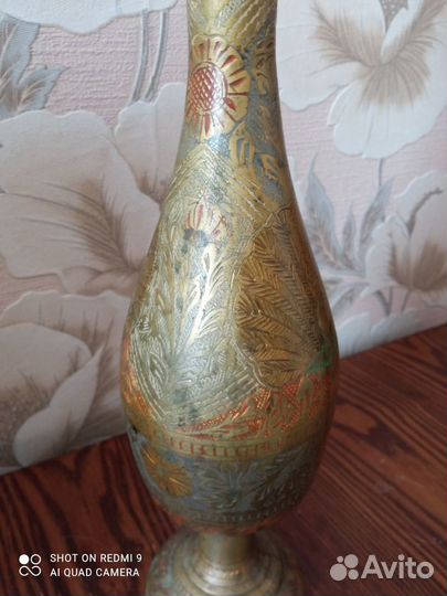 Старинная медная ваза