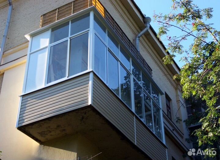 Остекление балконов и лоджий в рассрочку L1504