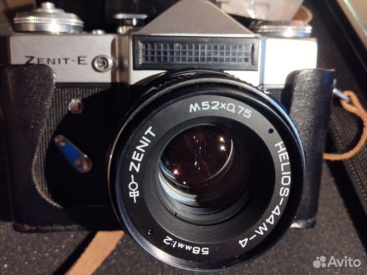 Плёночный фотоаппарат Зенит-Е новый