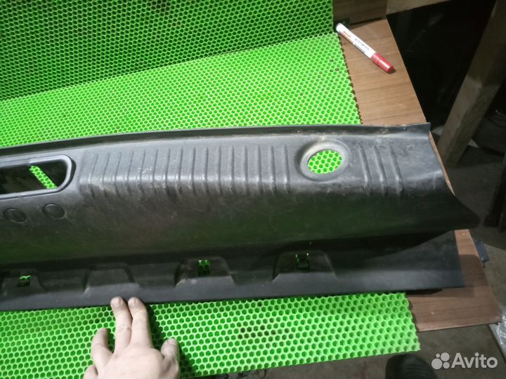 Накладка задней панели Renault Megane 2 Рено Меган