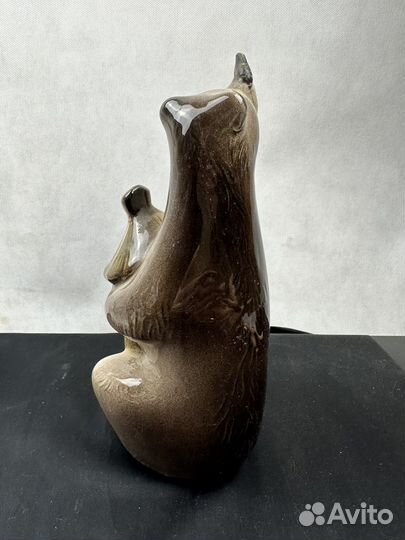 Статуэтка Медведь на пасеке, в реставрацию