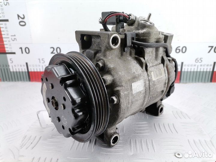 Компрессор кондиционера для Audi A6 C5 4B0260805J