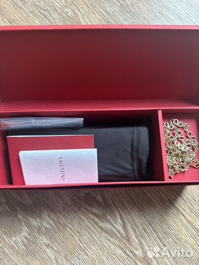 Солнцезащитные очки Valentino оригинал