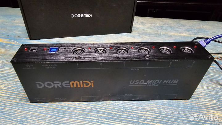 Midi HUB-8 box (HUB-8)doremidi