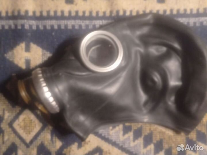 Противогаз