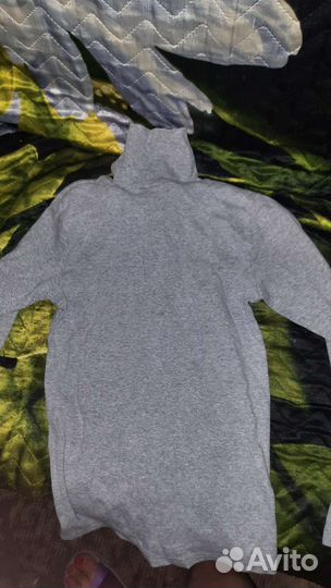 Ветровкаи рубашки