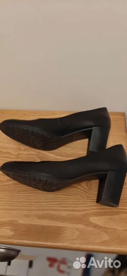 Туфли женские Tamaris 39 размер