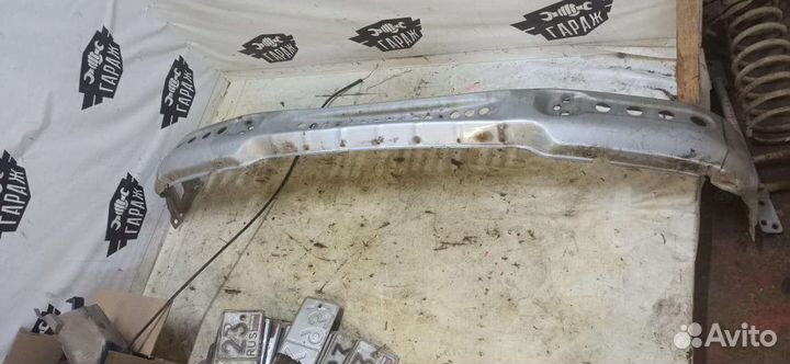 Усилитель переднего бампера Нива шевроле