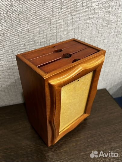 Деревянная фоторамка с вкладышами для фото