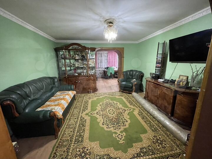 3-к. квартира, 80 м², 1/5 эт.