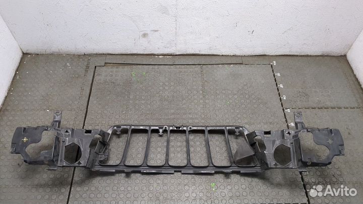 Рамка передняя Jeep Grand Cherokee, 2001