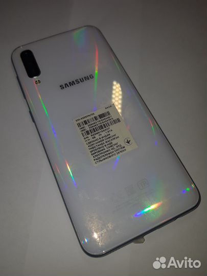 Samsung Galaxy A50, 4/64 ГБ