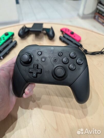 Игровая консоль Nintendo Switch oled + аксессуары