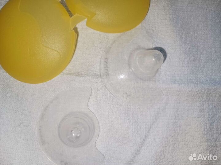 Накладки на грудь medela