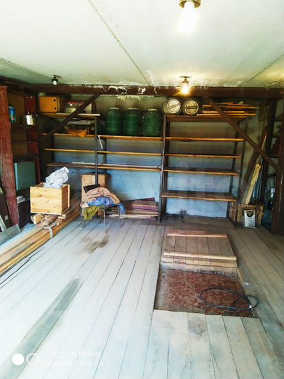 Гараж, > 30 м²