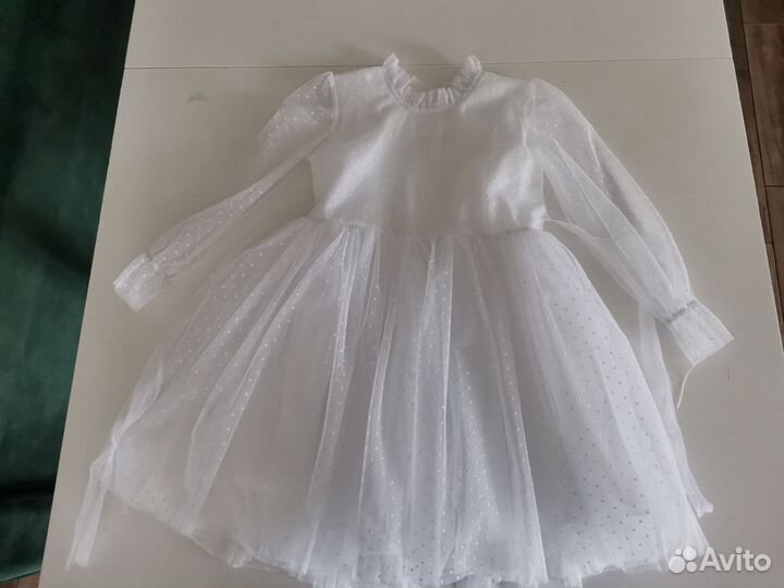 Детское нарядное платье 104
