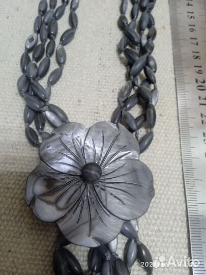 Ожерелья Бусы