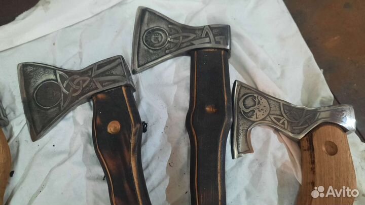 Топор ручной работы