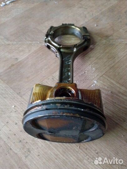 Поршень с шатуном Infiniti Fx35 S51 VQ35HR