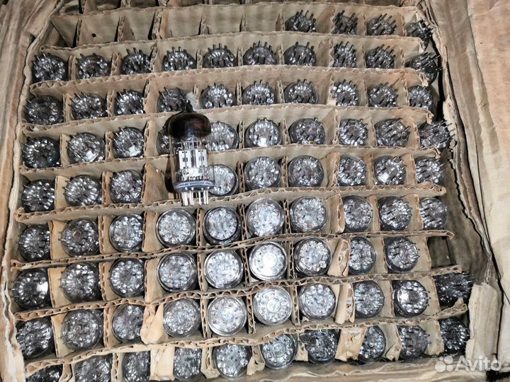 Радиолампа 6Н2П-ев