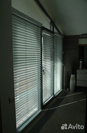 Жалюзи деревянные шторы