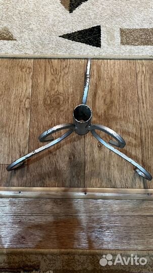 Подставка под елку