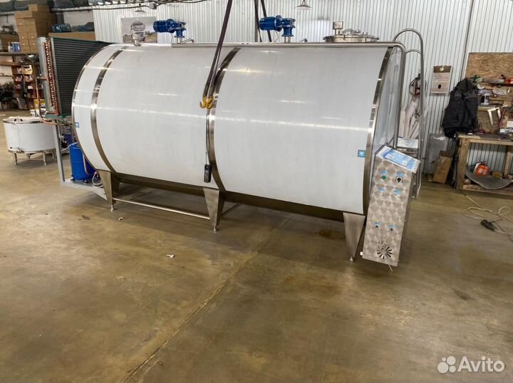 Танк охладитель молока закрытого типа омзт 3000 л