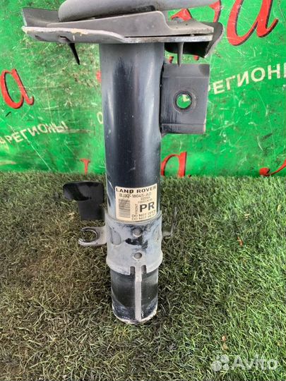 Стойка передняя правая Land Rover Range Rover