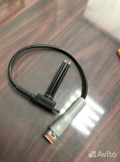 Датчик наличия воды в сепараторе