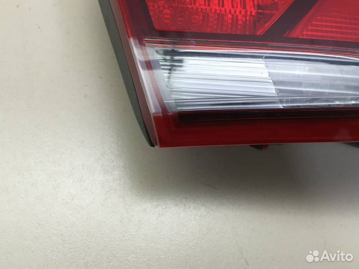 Фонарь задний внутренний левый Hyundai Solaris 201