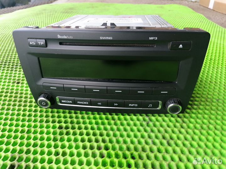 Магнитола штатная на Шкода Октавия А5 09-13