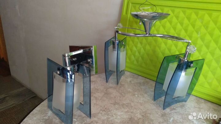 Люстры., светильник.,плафоны для кухни-все стекло