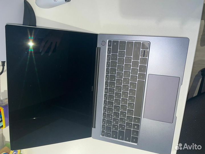 Ноутбук huawei matebook series