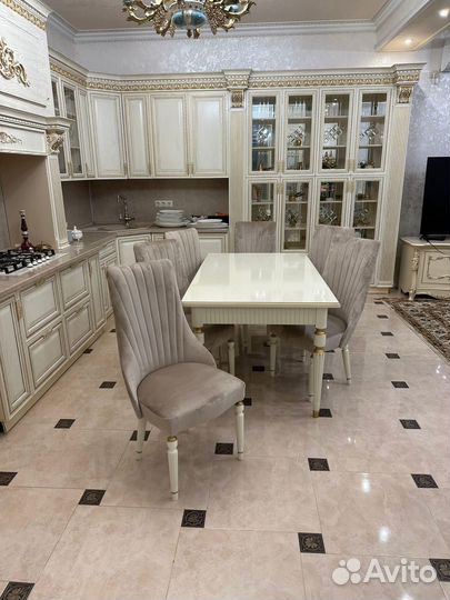 Стол стулья мебель 1