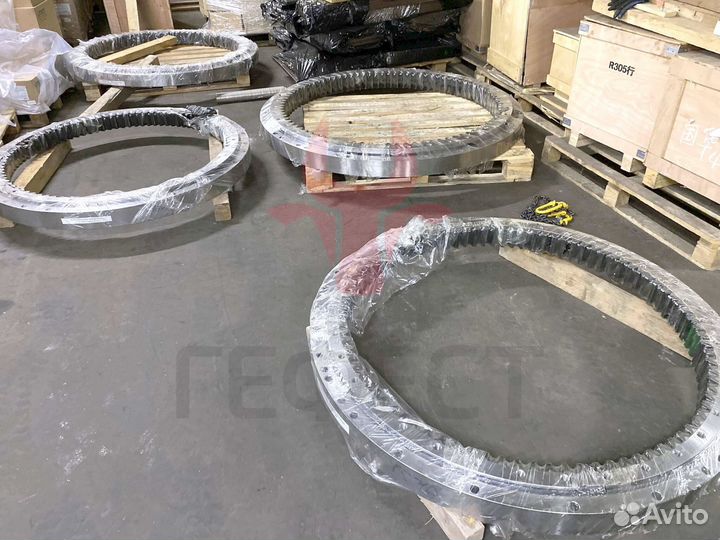 Опорно-поворотный круг CAT 325DL 353-0558