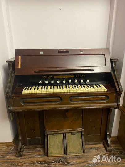 Фисгармония Yamaha