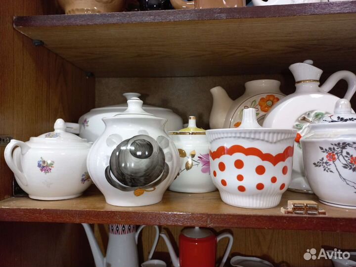 Чайник заварочный, сахарница, самовар