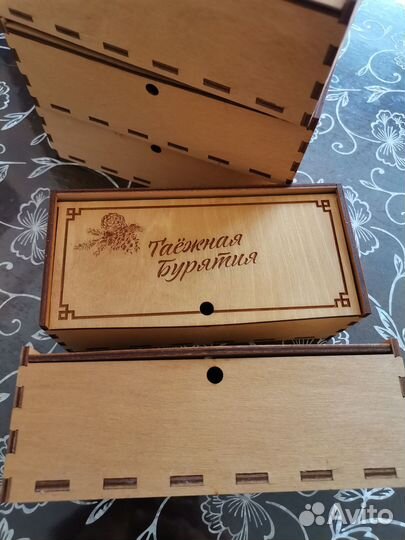 Коробка подарочная деревянная