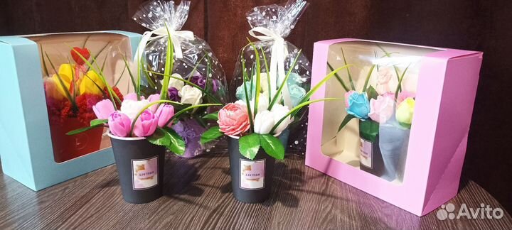 Мыло ручной работы и букеты