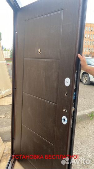 Дверь входная в квартиру с установкой